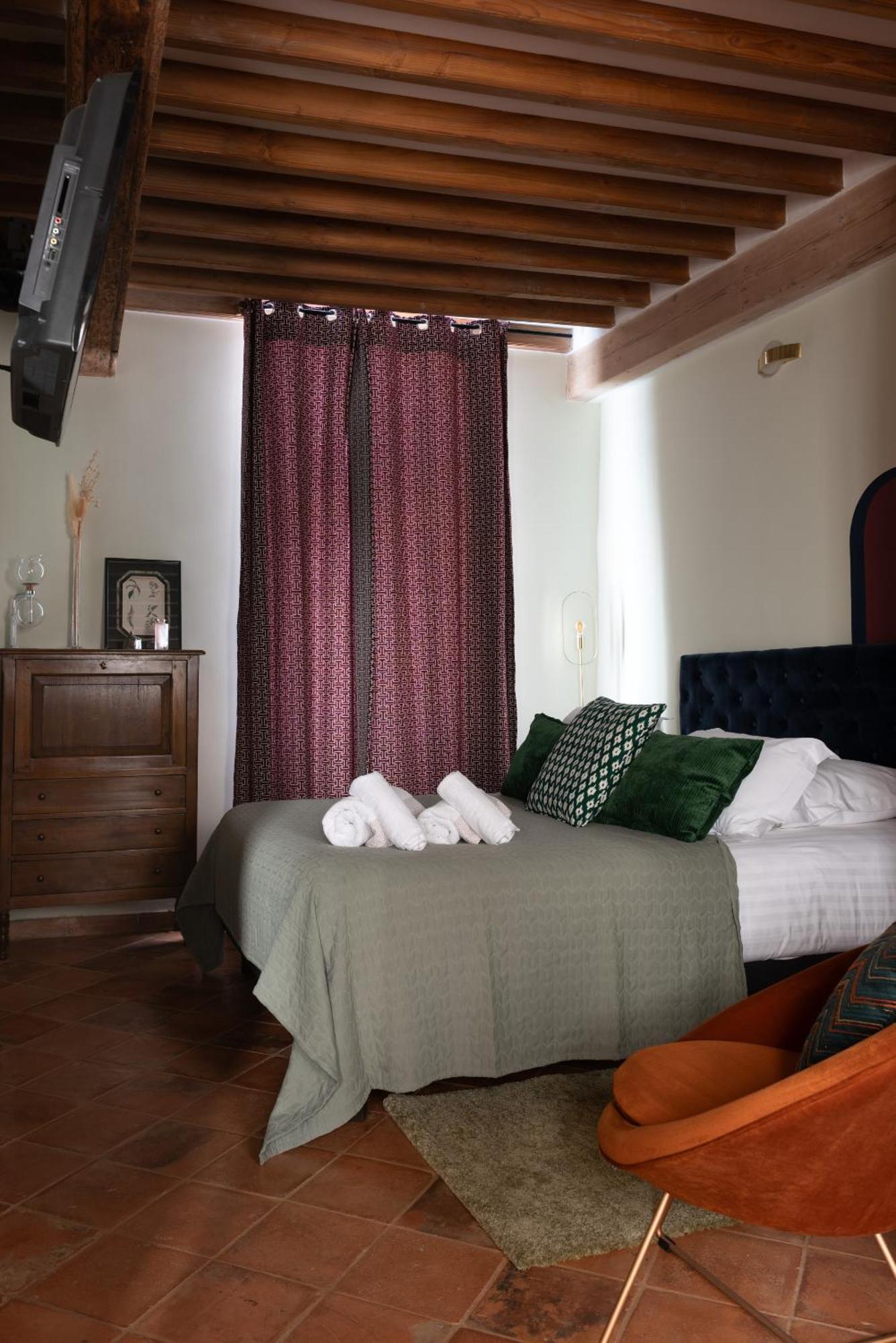 קוקורון La Maison D'En Bas Des Seigneurs חדר תמונה